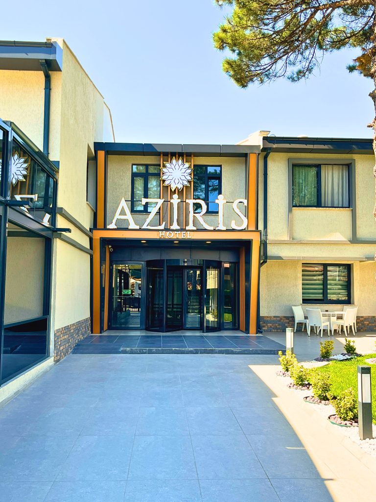 Aziris Hotel