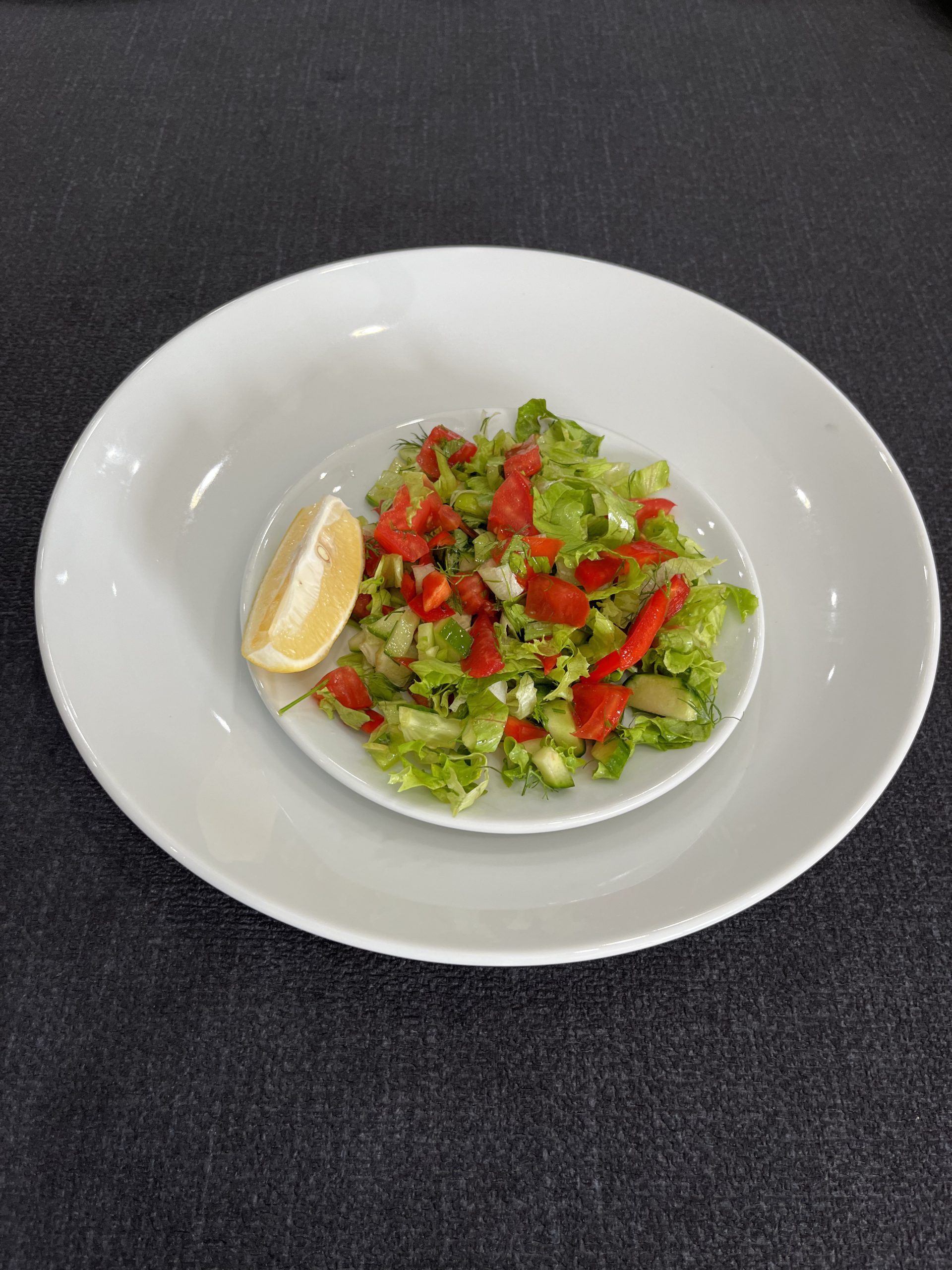 Taze Mevsim Bahçe Salatası